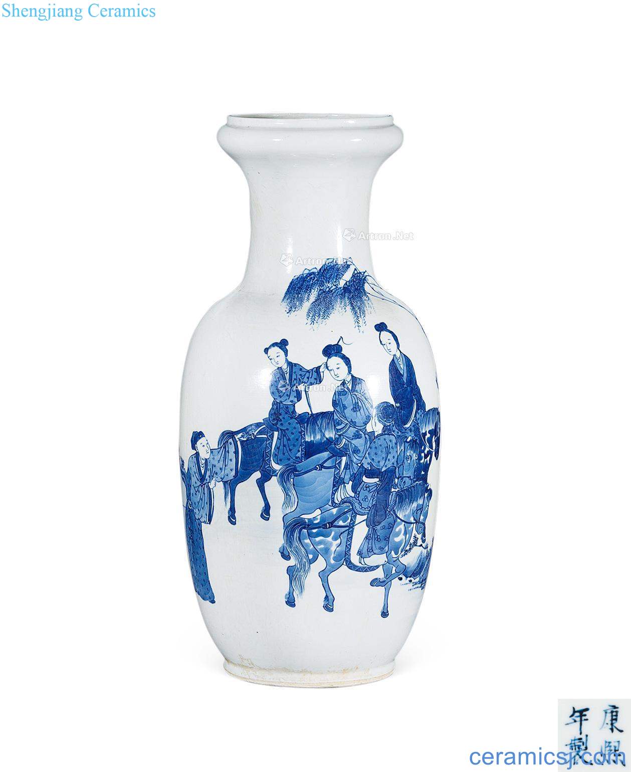 Stories of qing dynasty blue-and-white dish buccal bottle