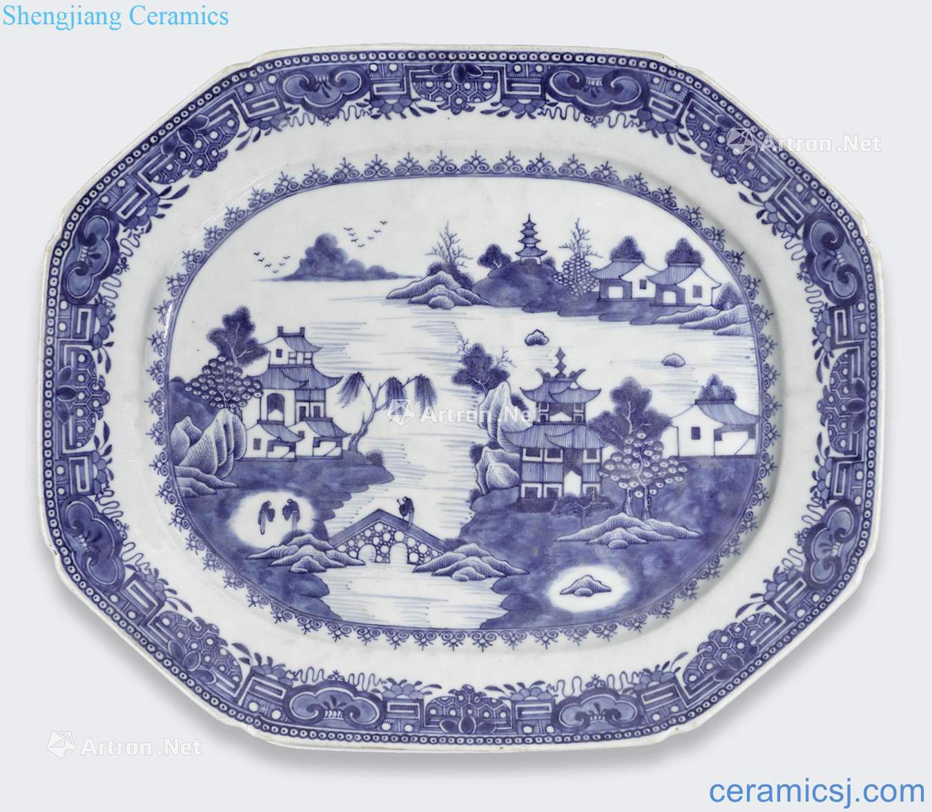 Circa 1800 A CANTON BLUE AND WHITE EXPORT PORCELAIN OCTAGONAL UNDER the DISH
