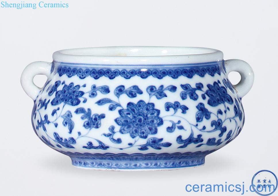 The qing emperor kangxi Blue and white lotus flower grain ears furnace