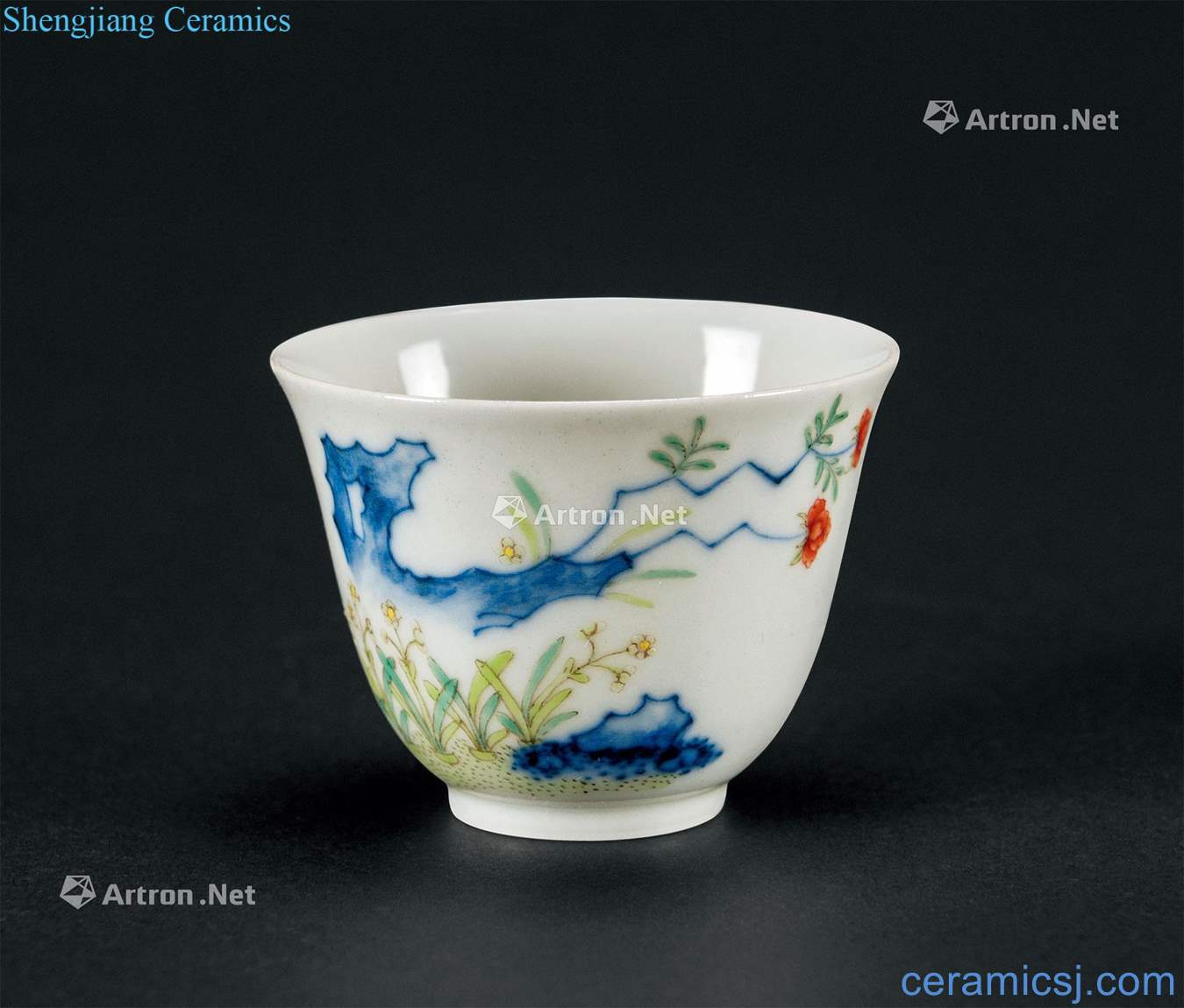 Qing dou decorated cup of god