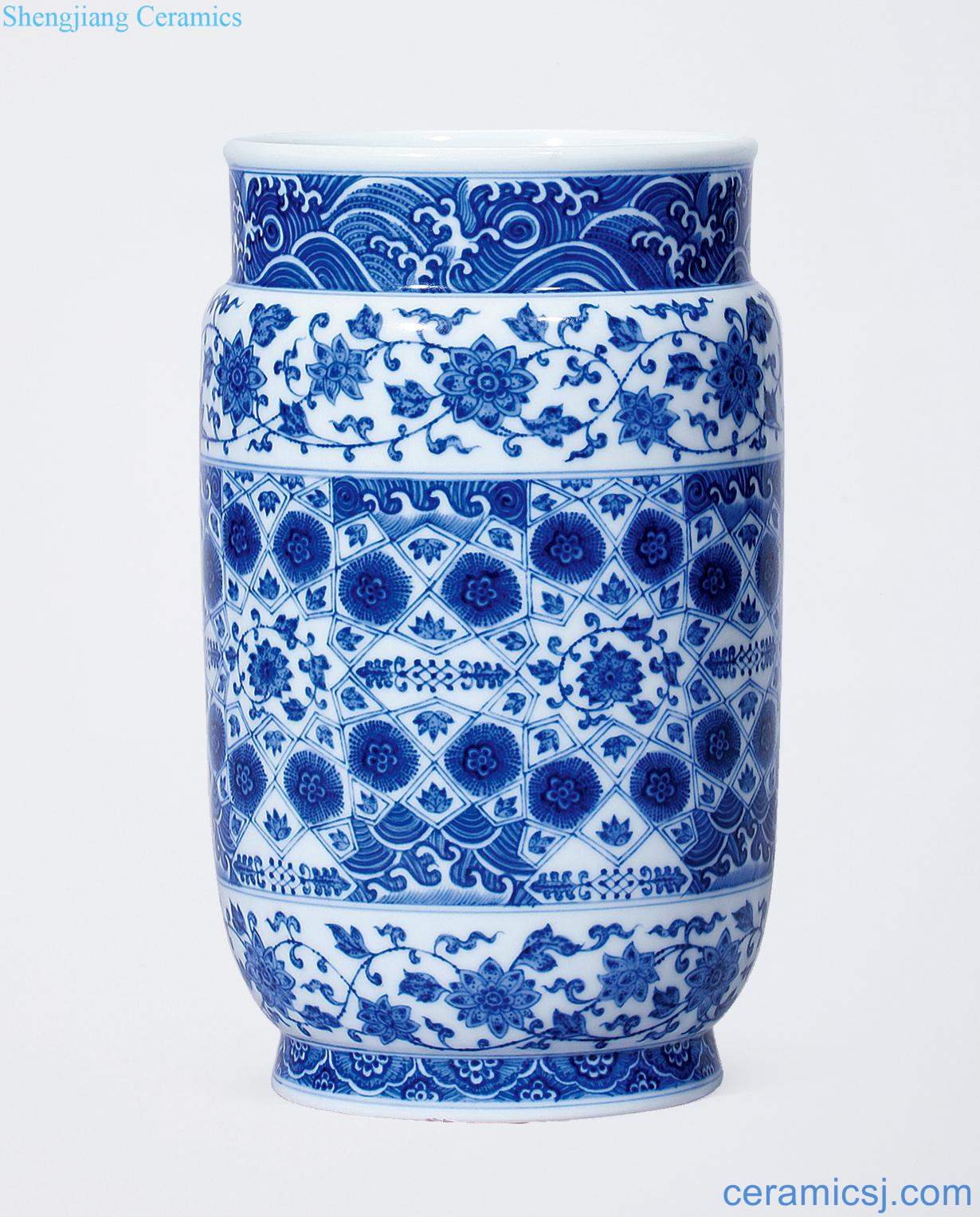 Qing qianlong blue and white brocade wen zhuang pot