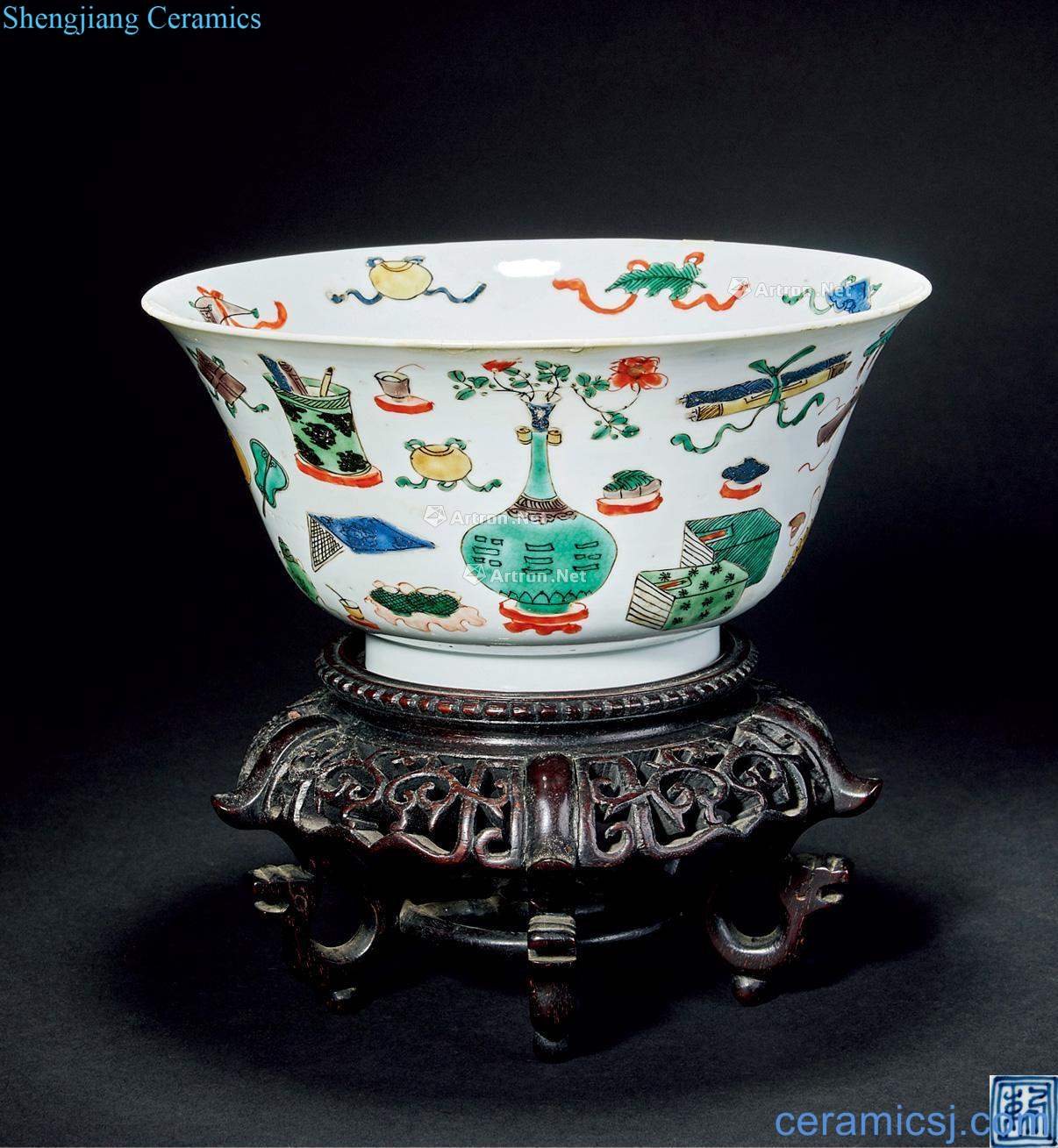 Qing dynasty antique bowl with socket