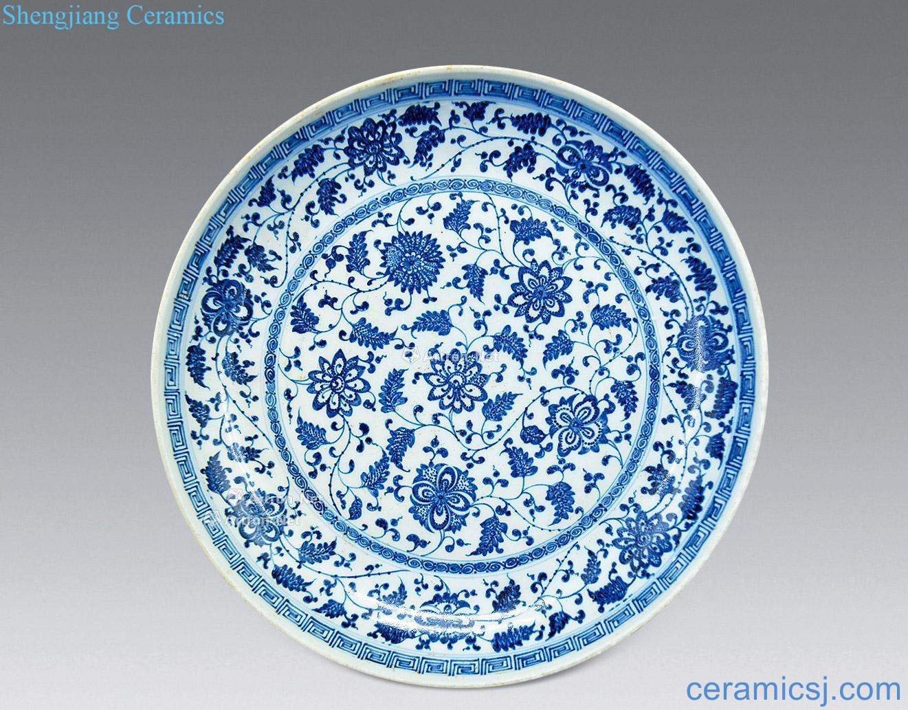 Ming Blue and white ruffled lotus flower pattern plate