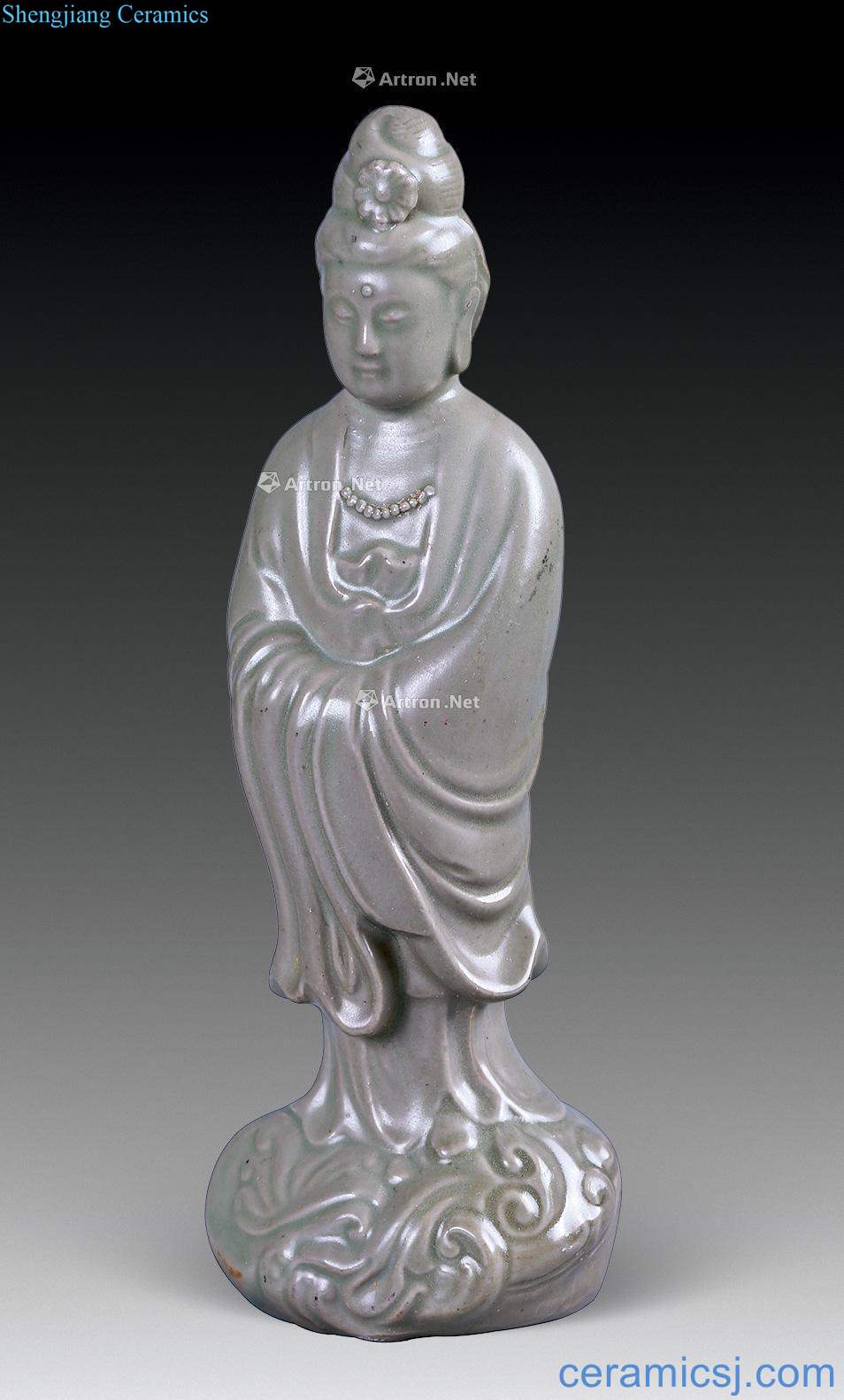 Song dynasty guanyin stands resemble the kiln (a)
