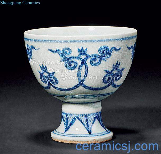 Ming dynasty Blue and white footed cup