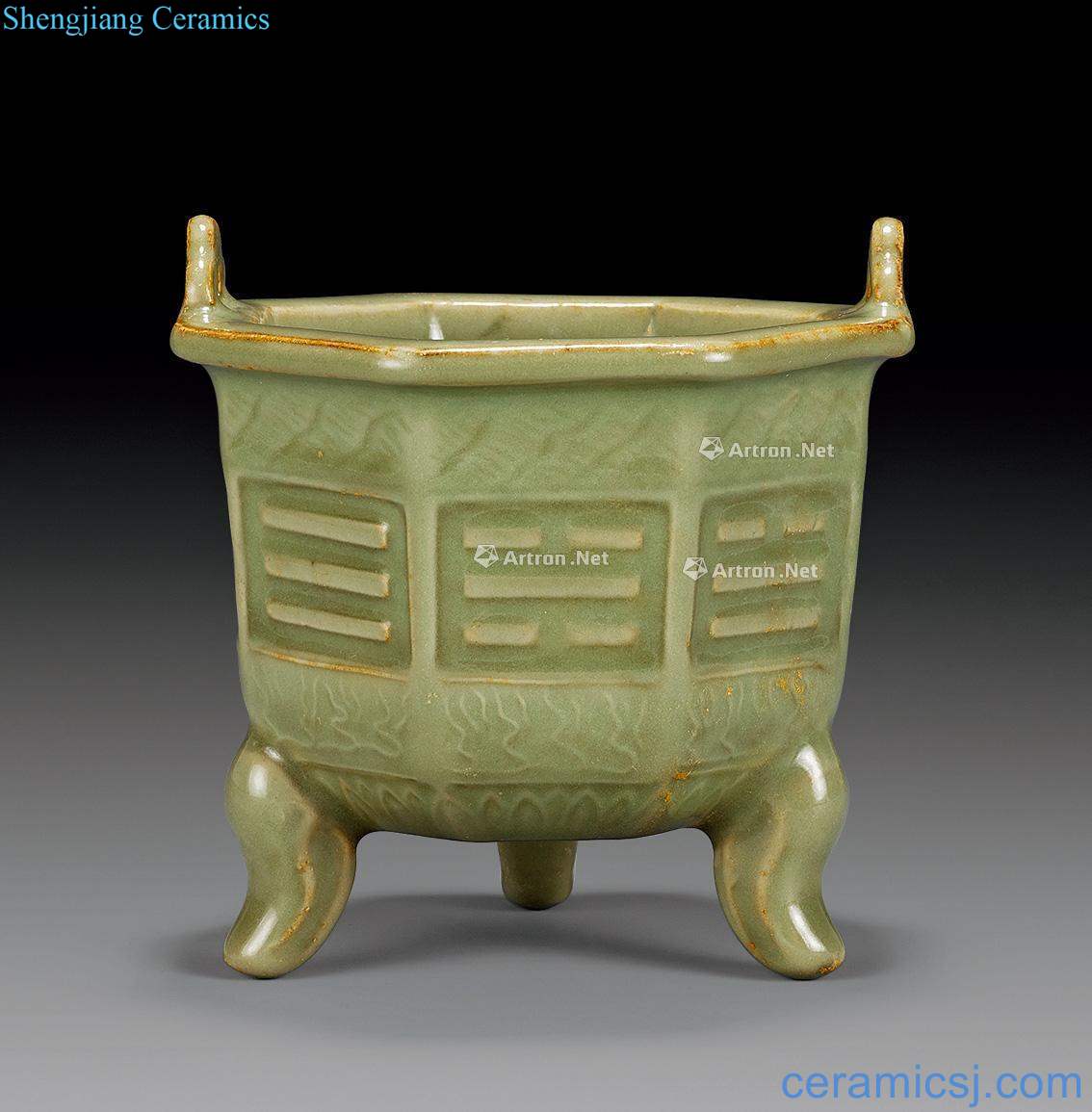 Ming yongle Longquan celadon gossip grain furnace