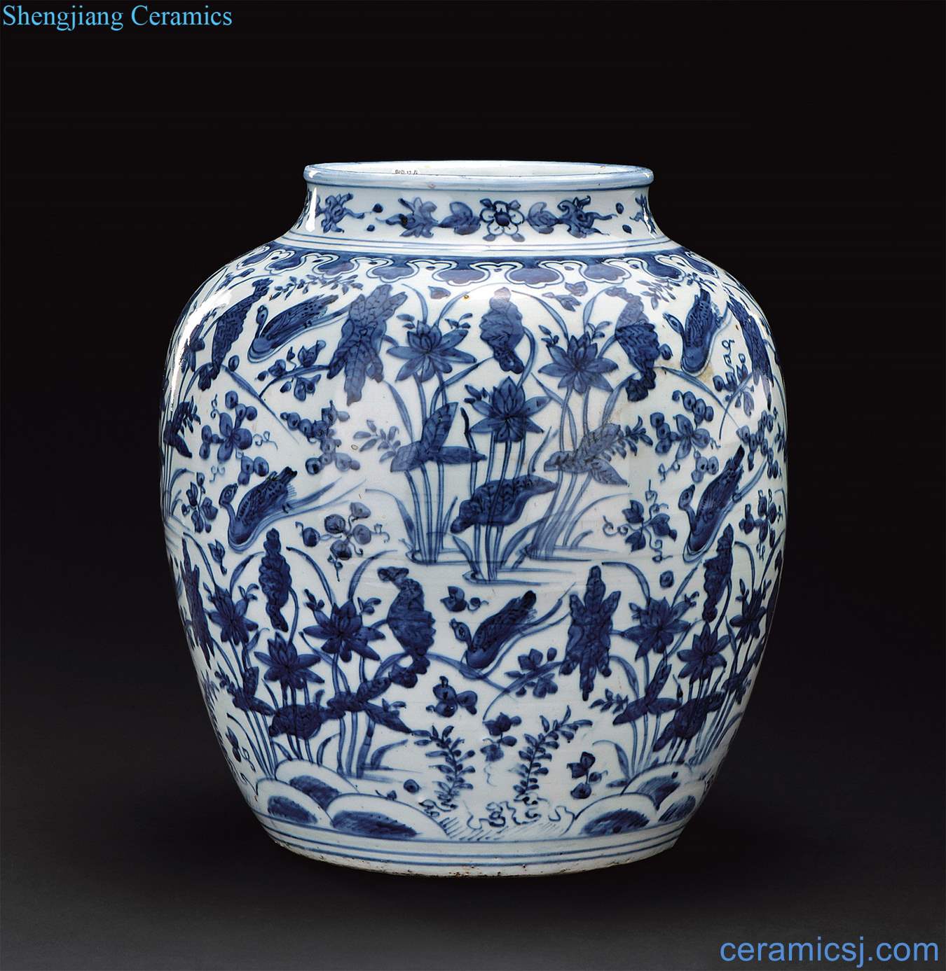 Ming wanli Blue and white lotus pond and grain big cans
