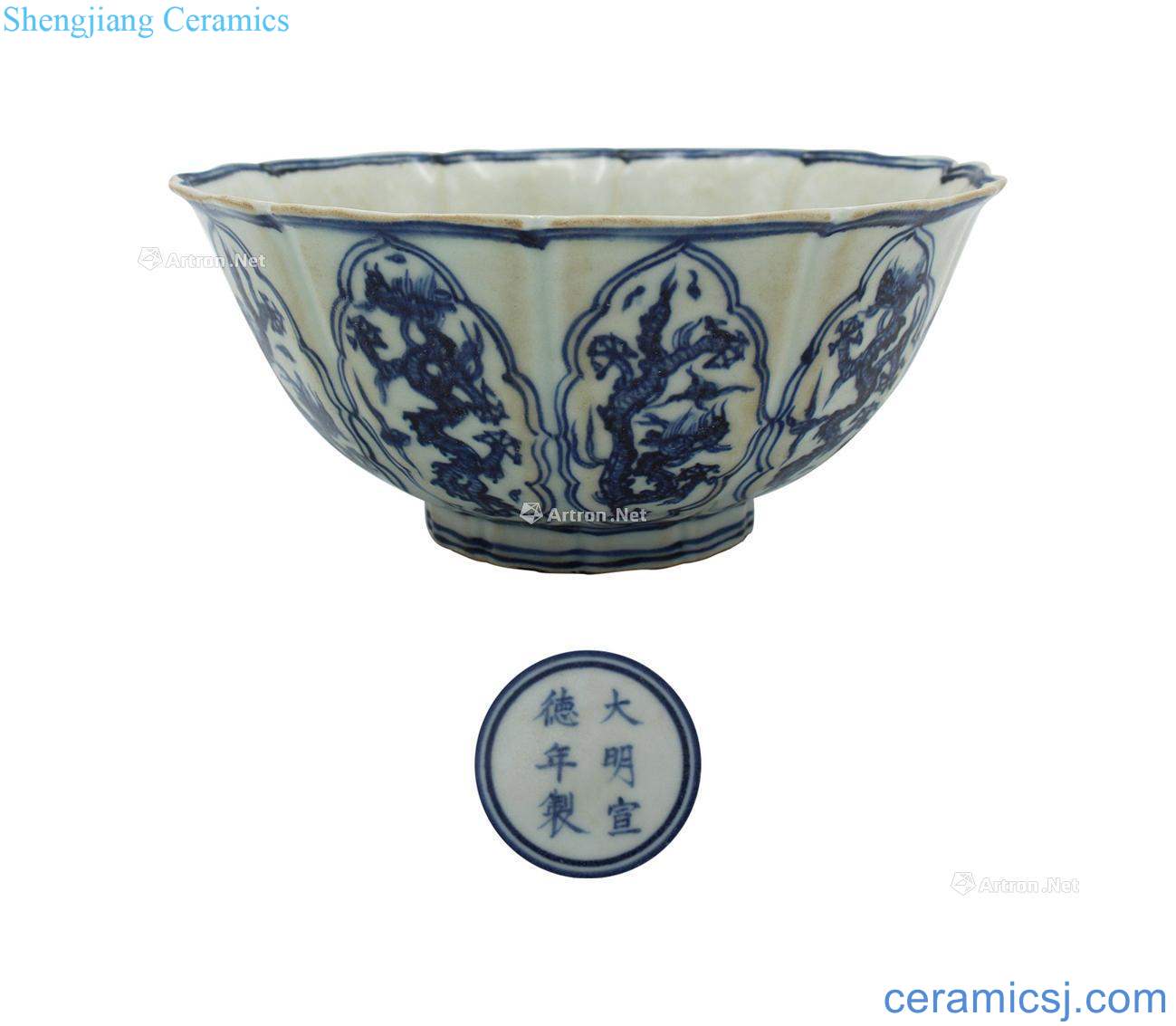Blue and white medallion dragon flower mouth bowl (a)