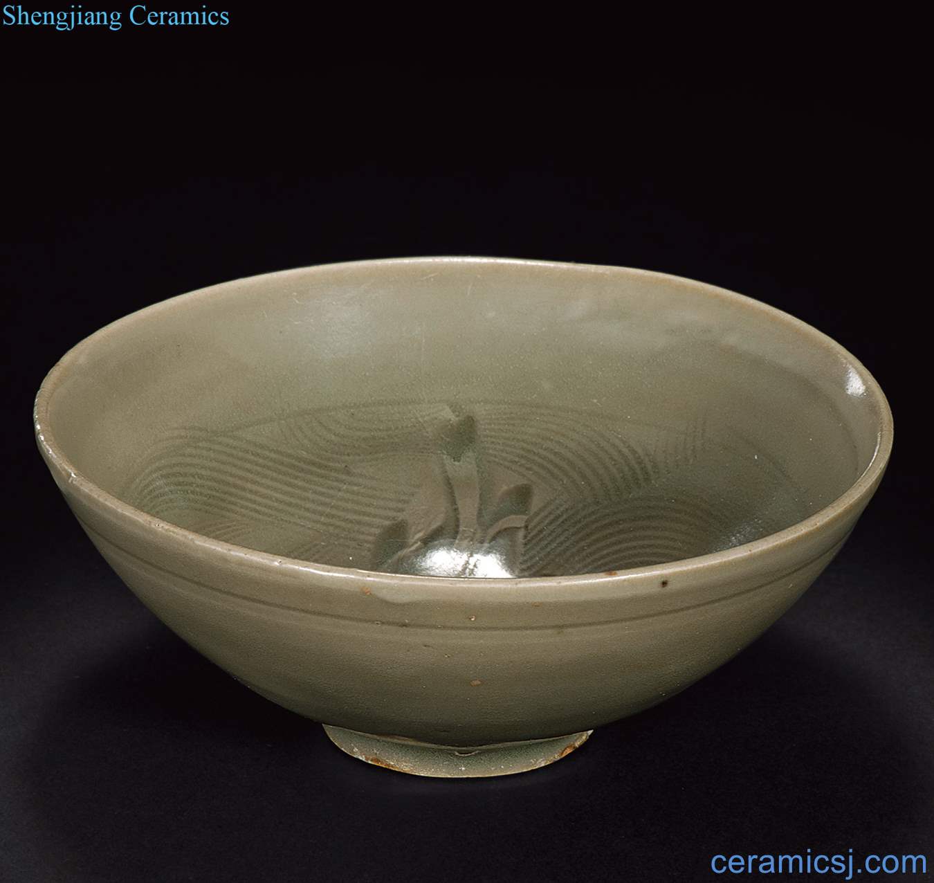 yuan Yao state green glazed carved fish bowl