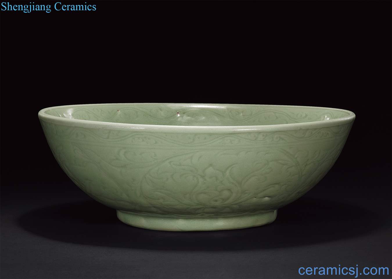 yuan Longquan celadon hand-cut big bowl