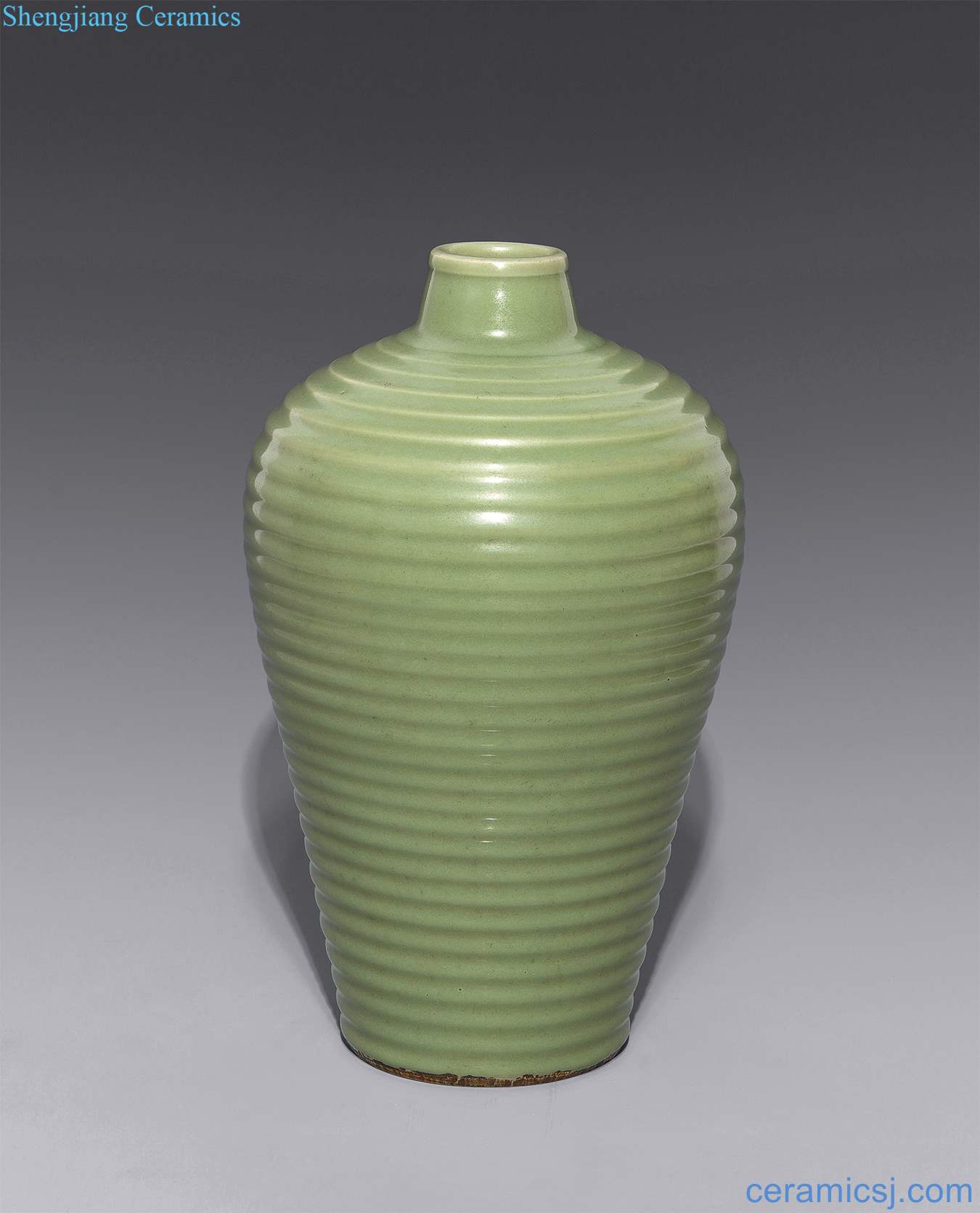 yuan Longquan green glaze bowstring grain mei bottle