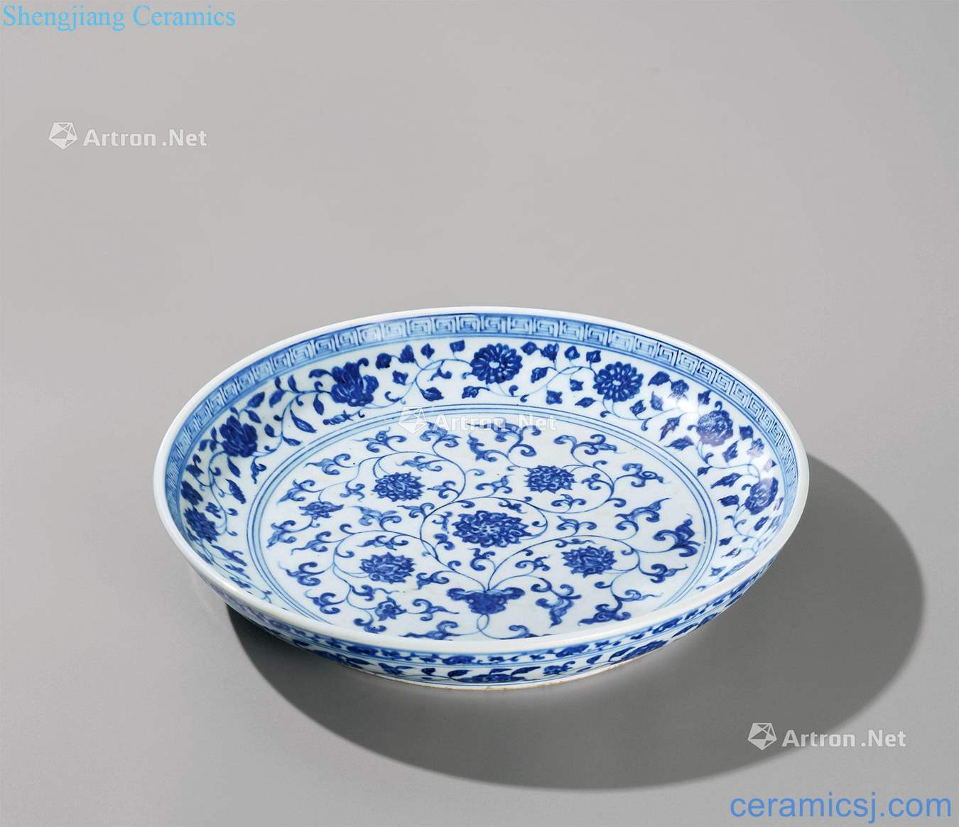 Ming xuande Blue and white flower grain market branch