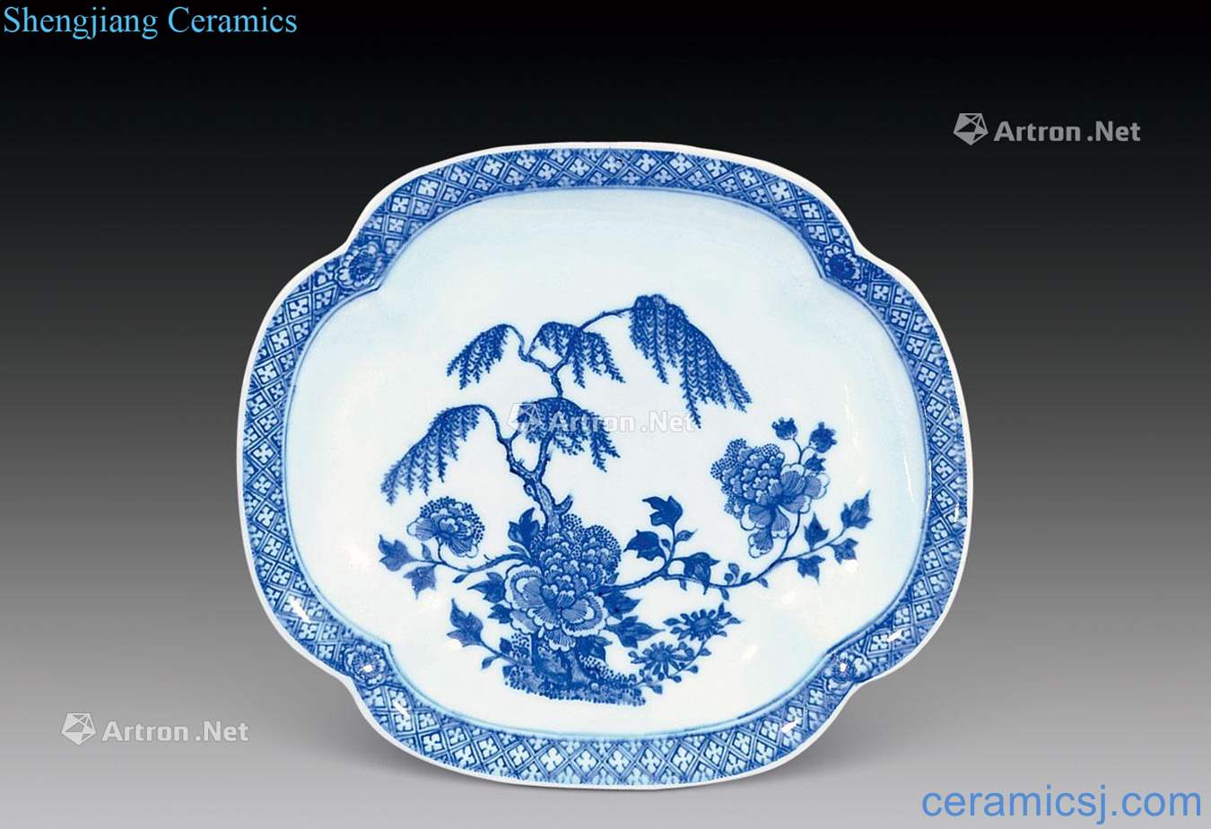 Qing qianlong Blue and white flower grain haitang plate