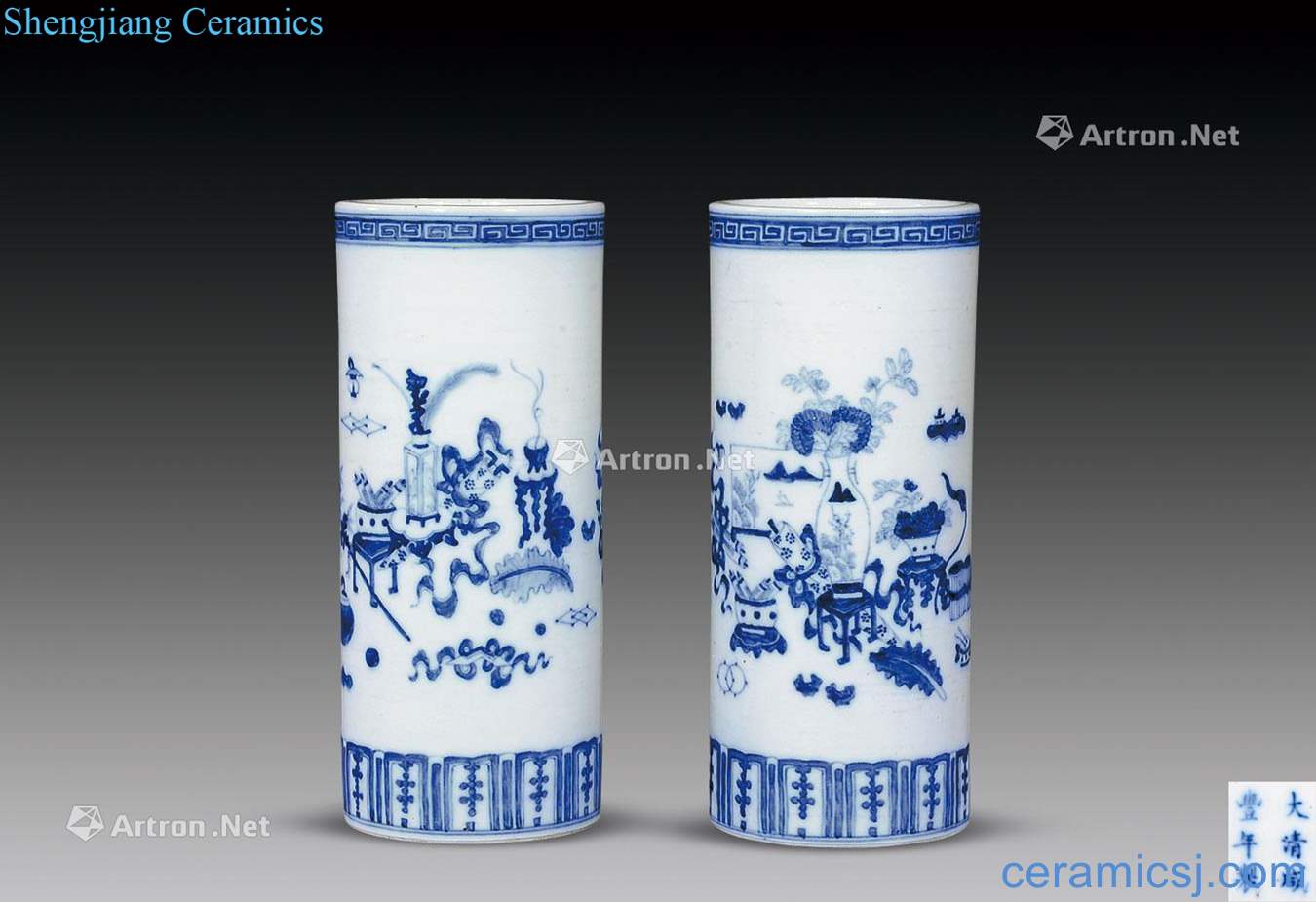 Qing xianfeng Blue and white antique figure cap tube (a)