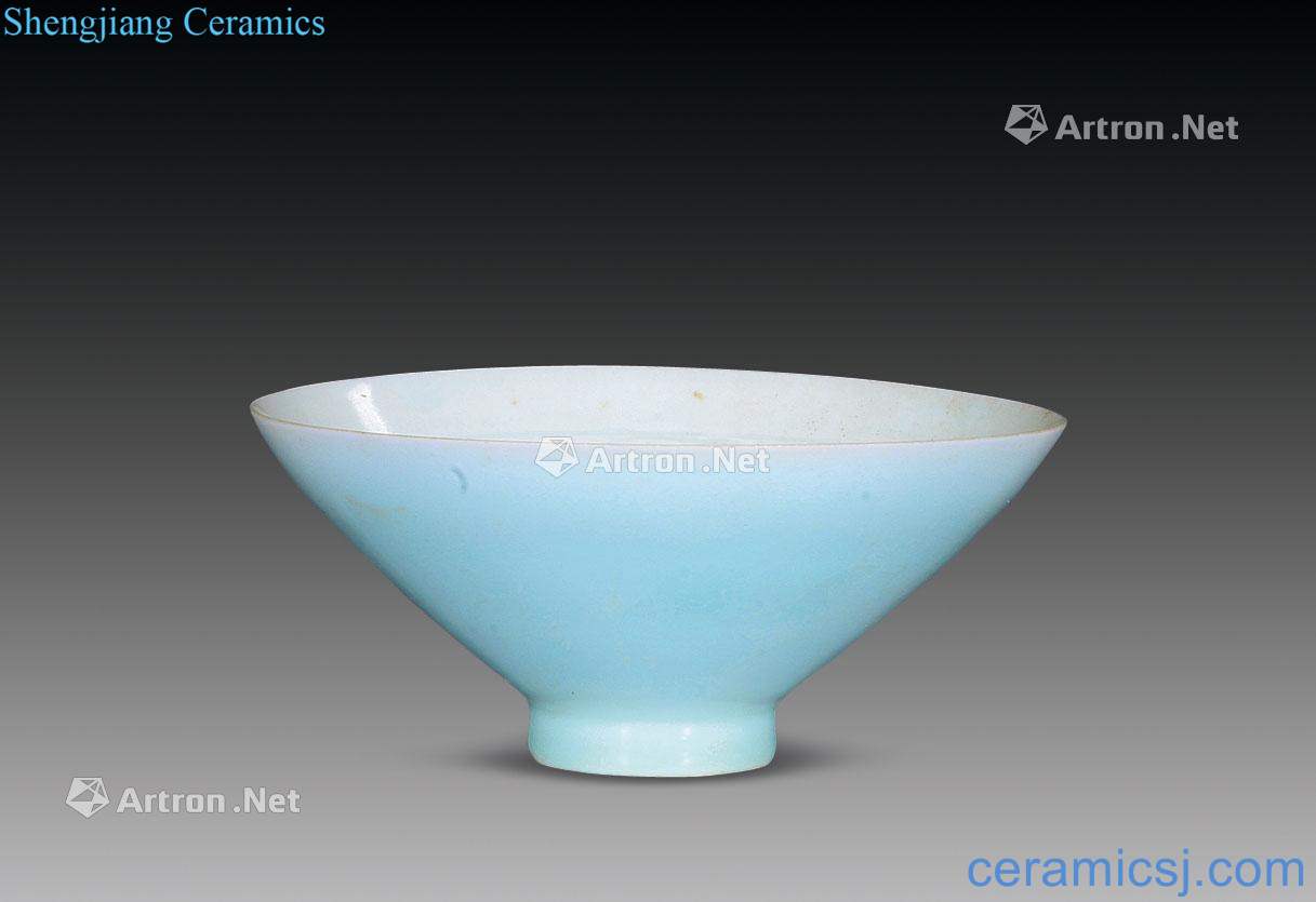 yuan Left kiln carved bowl