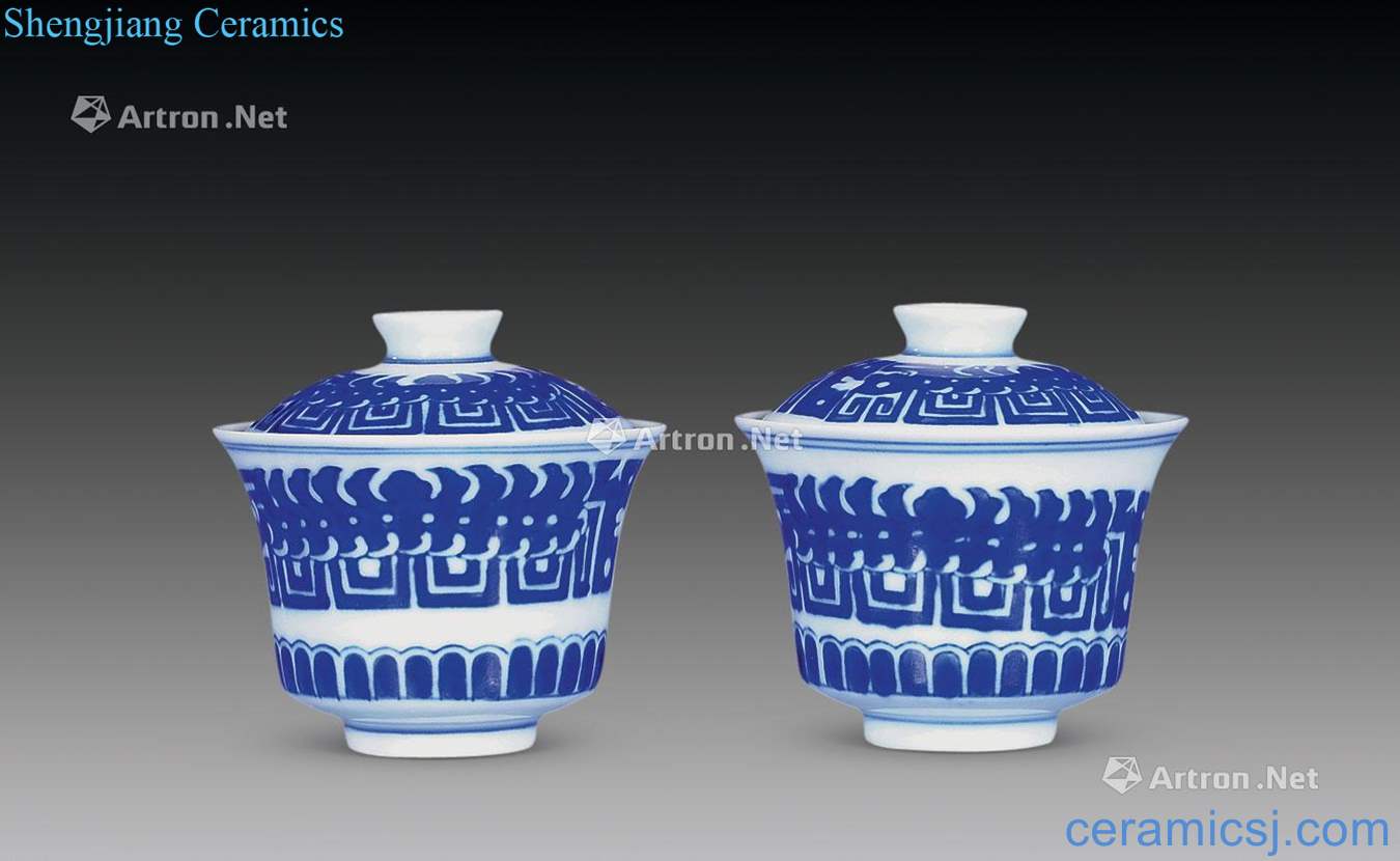 Qing dynasty blue and white dragon grain tureen (a)