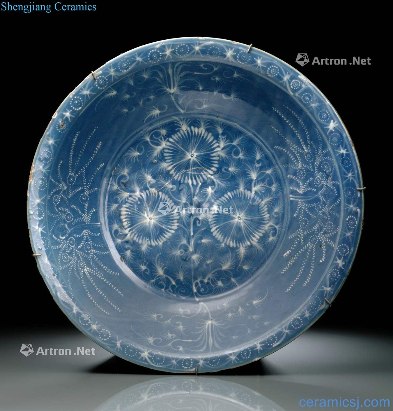 Ming wanli Shantou is blue flower hand flower grain fold along the bowl to cake