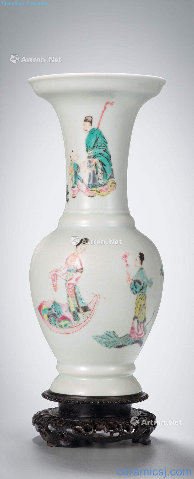 Qing yongzheng pastel fairy figure just bottles