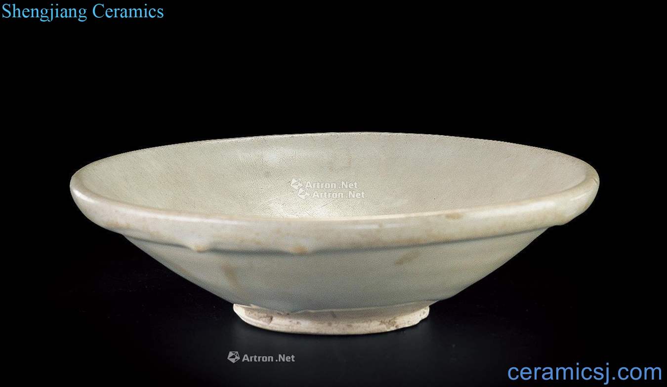 The tang dynasty Xing kiln small bowl