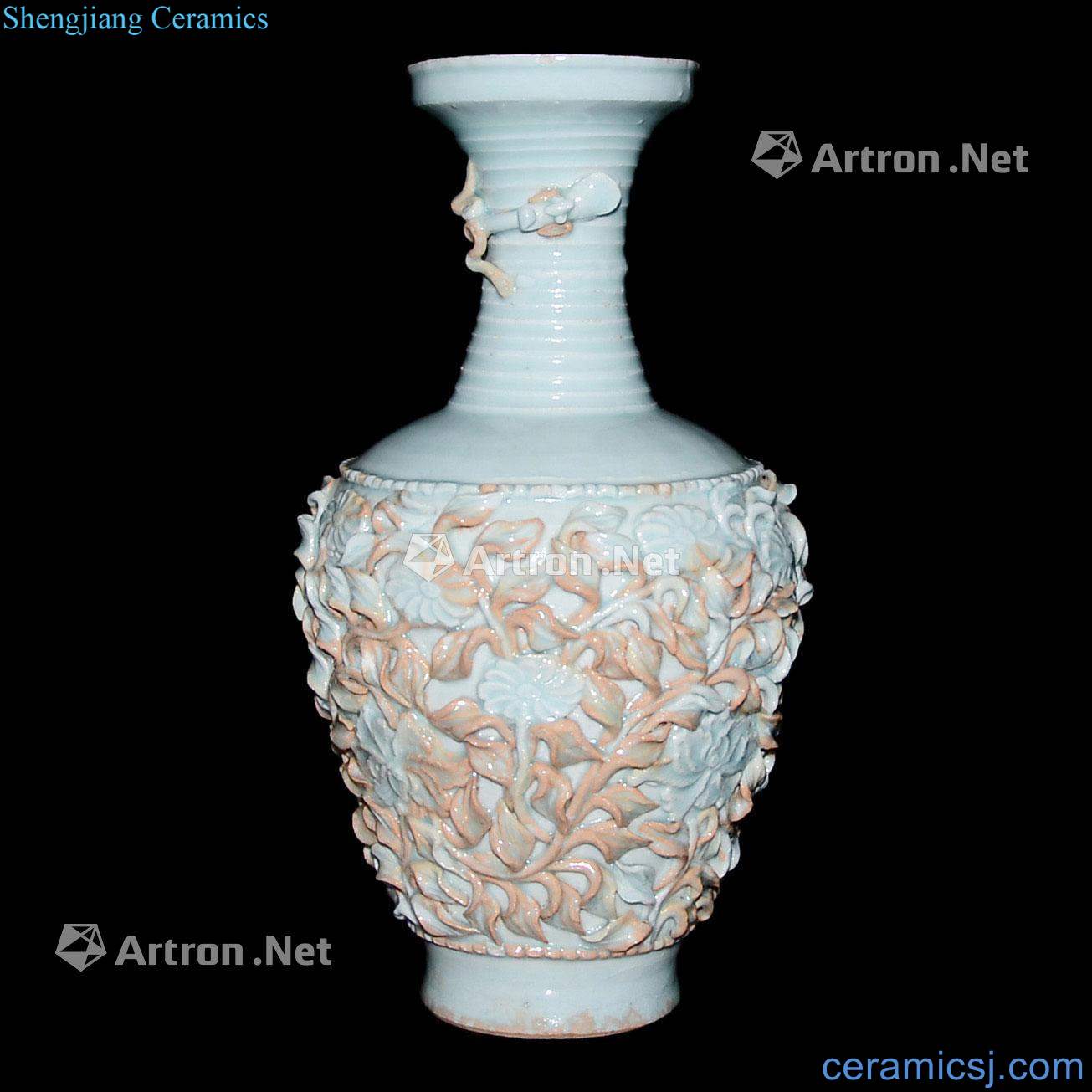 yuan Plastic powder blue glaze carving flower therefore Long Xuan dish buccal bottle neck