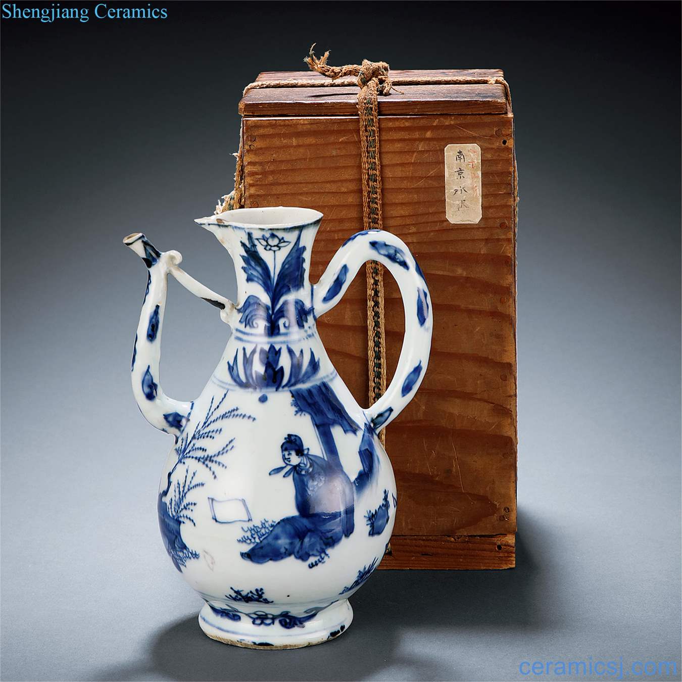 In the late Ming Blue and white xihe ewer love goose