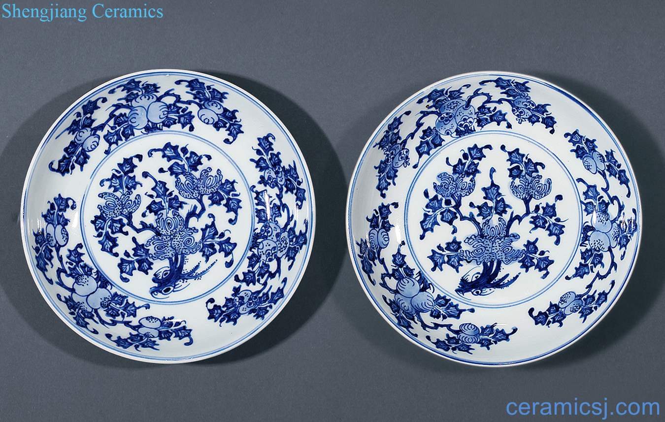 Qing qianlong Blue and white sanduo tray (a)