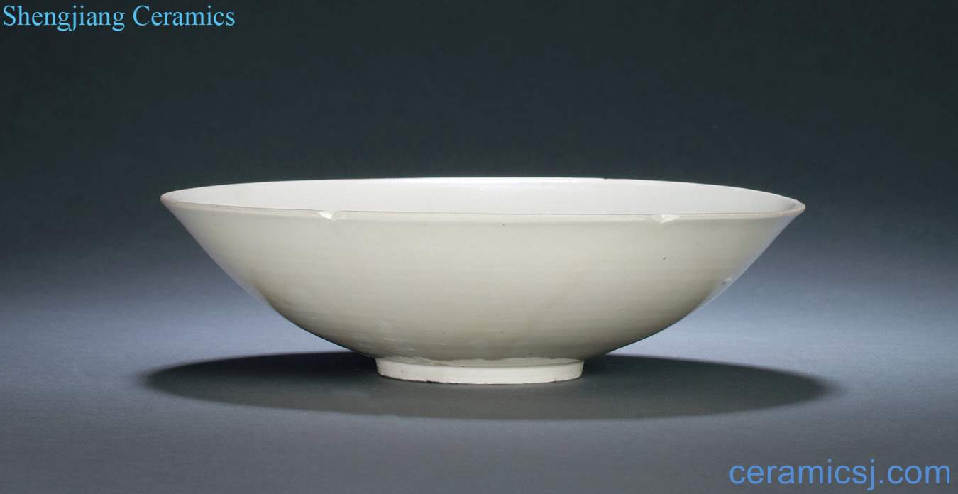 yuan Kiln engraved floral bowl