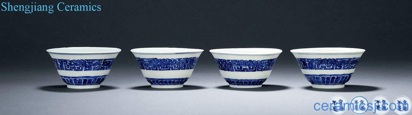 The qing emperor kangxi Blue and white guaizi dragon cup (a set of four)