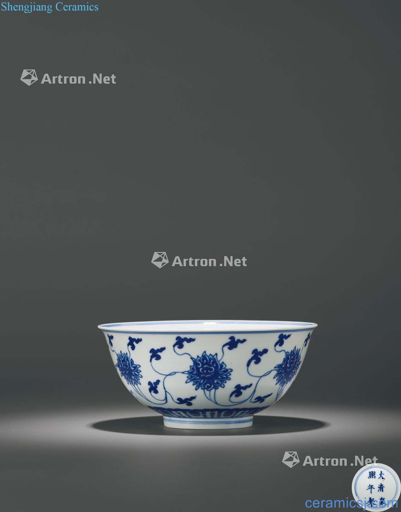 The qing emperor kangxi Blue and white lotus flower green-splashed bowls