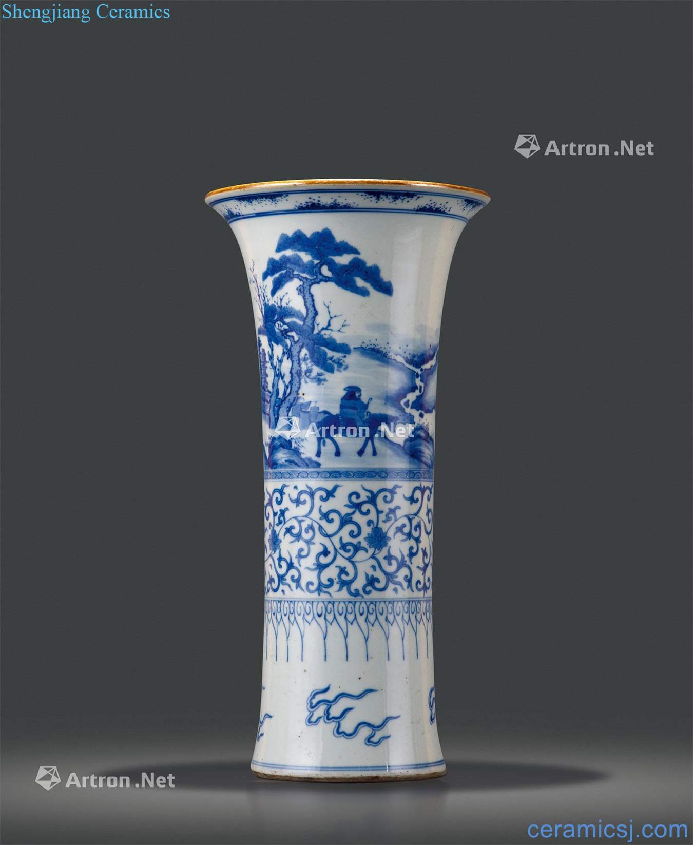 Qing shunzhi Story lines flower vase with blue and white characters