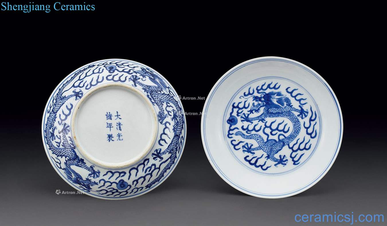 Qing guangxu Blue and white YunLongWen plate (2)