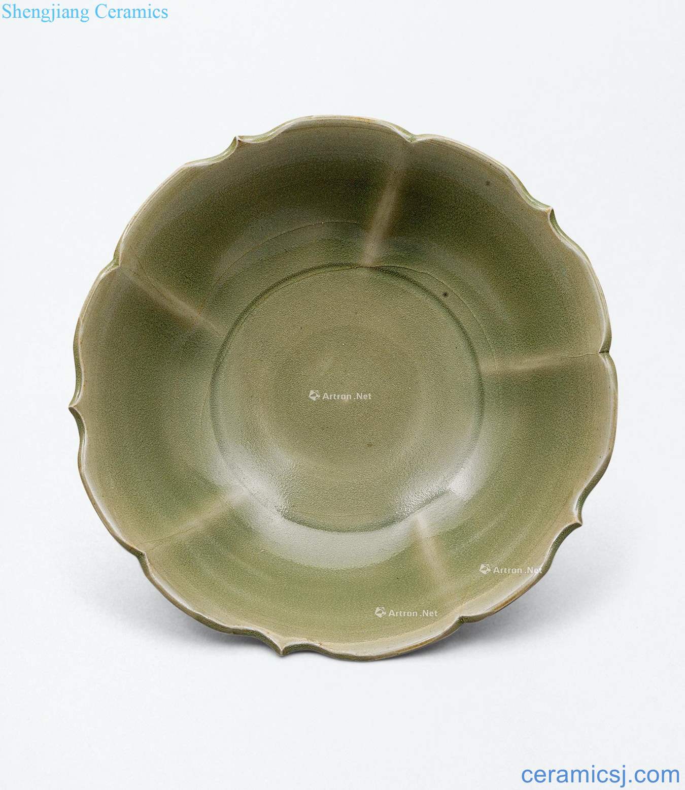 Northern song dynasty Yao state kiln green glaze flower disc