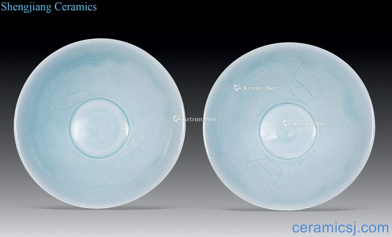 Song blue white porcelain carved Pisces bowl (a)