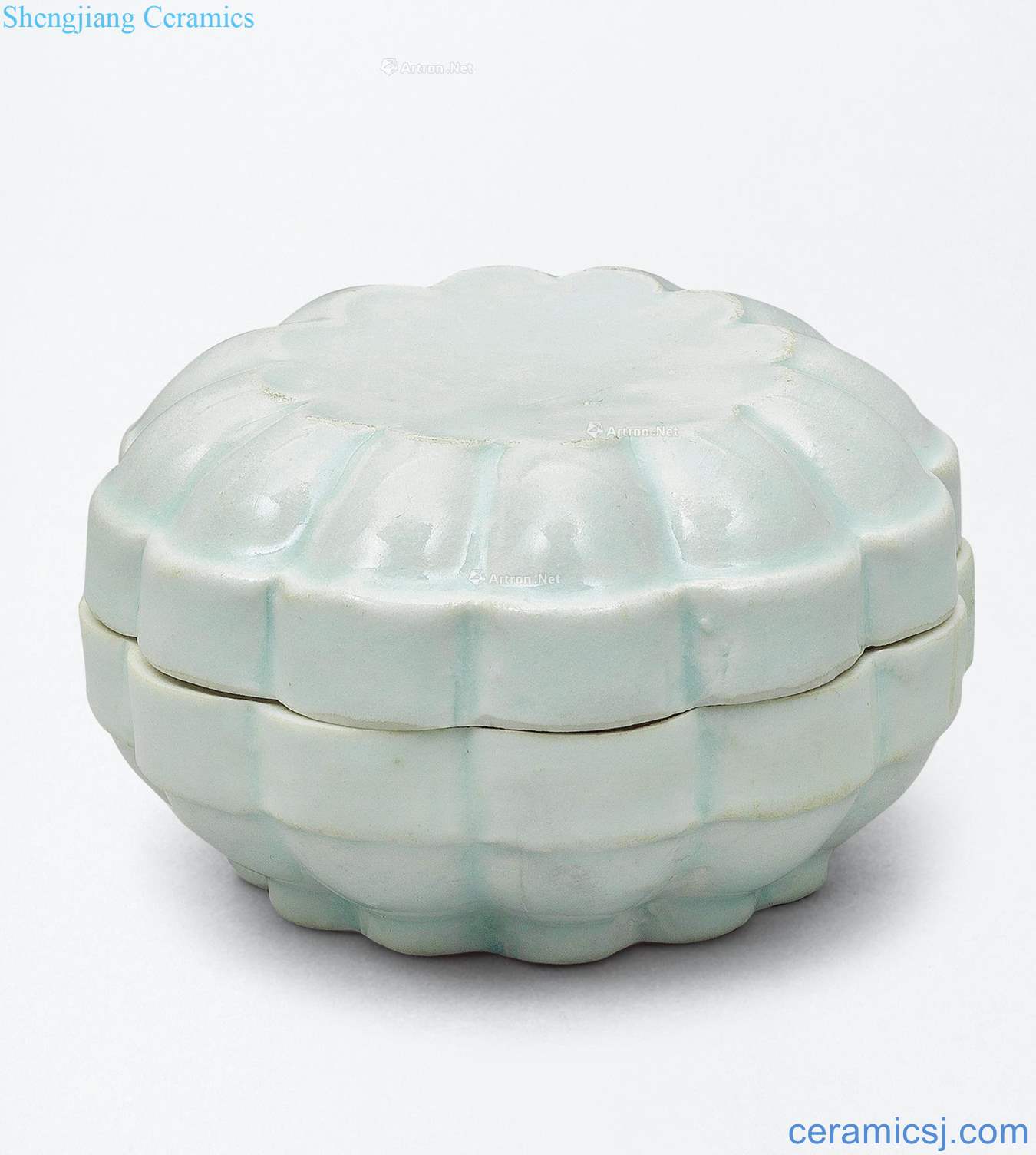 The song dynasty Left kiln green cover craft box