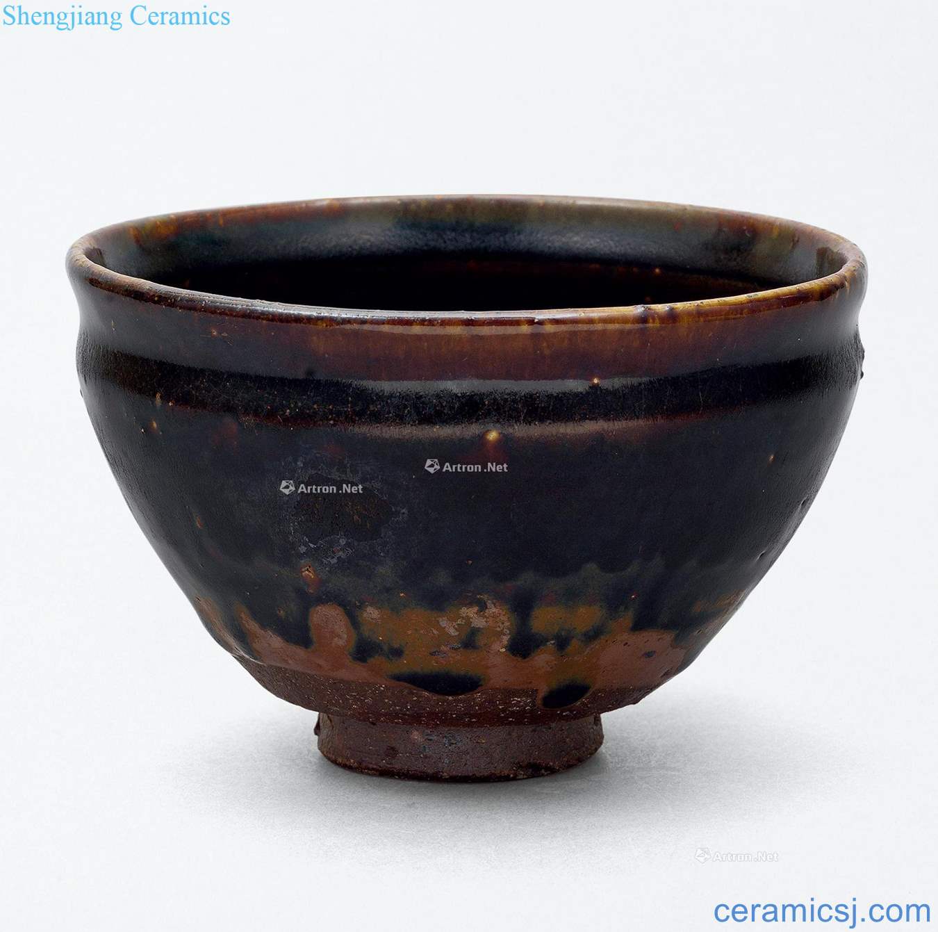The song dynasty Xiba kiln black glaze tea light