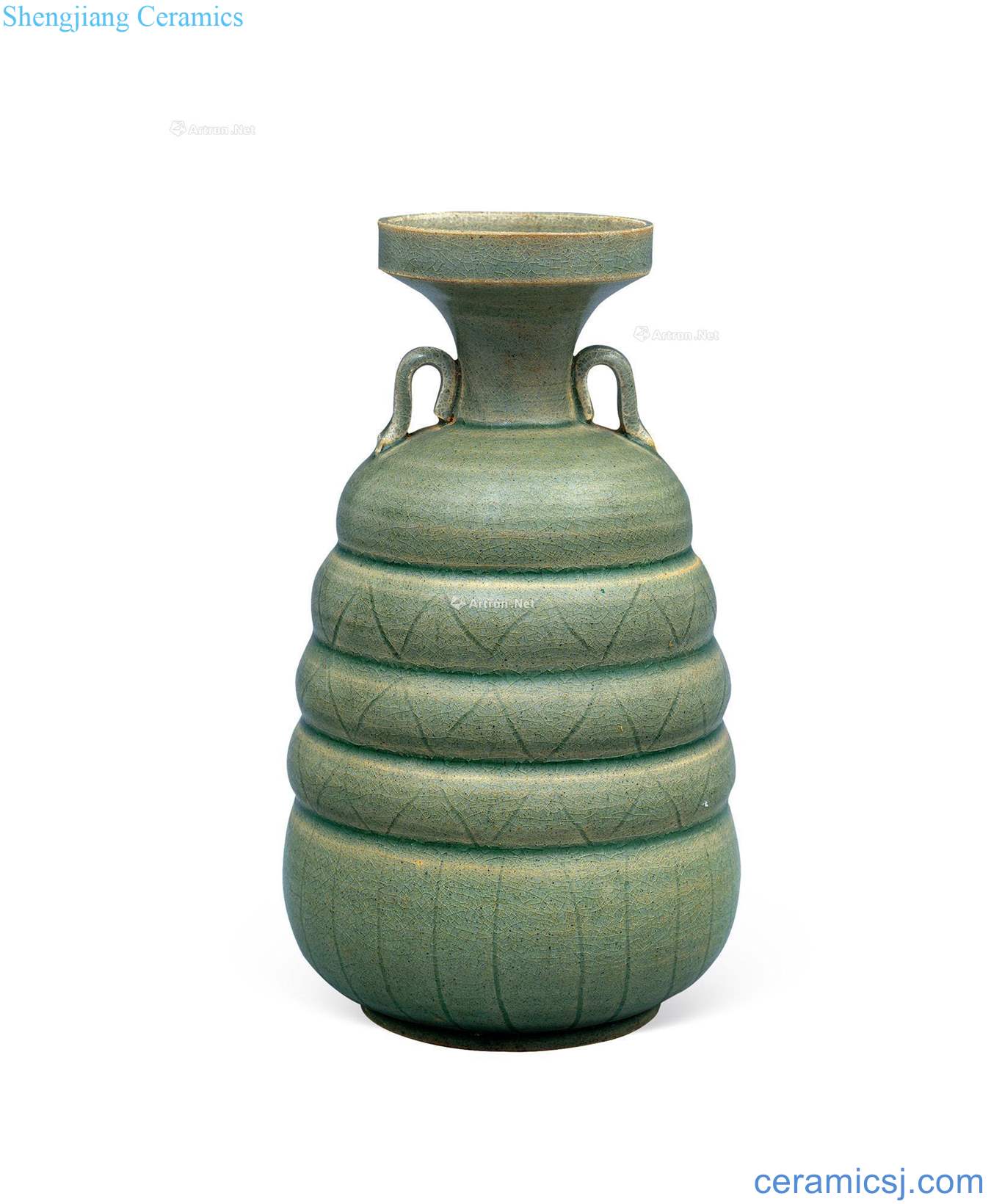 Late tang period Green glaze bowstring grain double ear dish buccal bottle