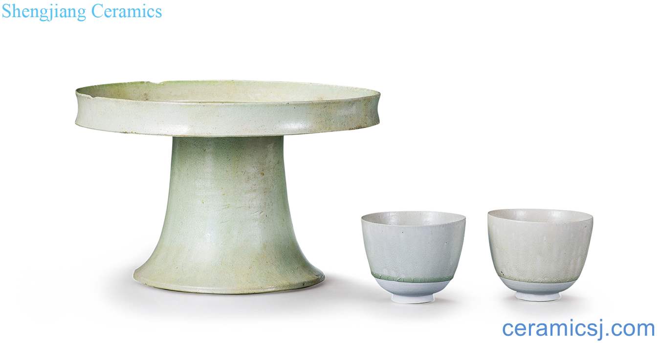 sui Green glaze best dish and green white glazed glass (or two),
