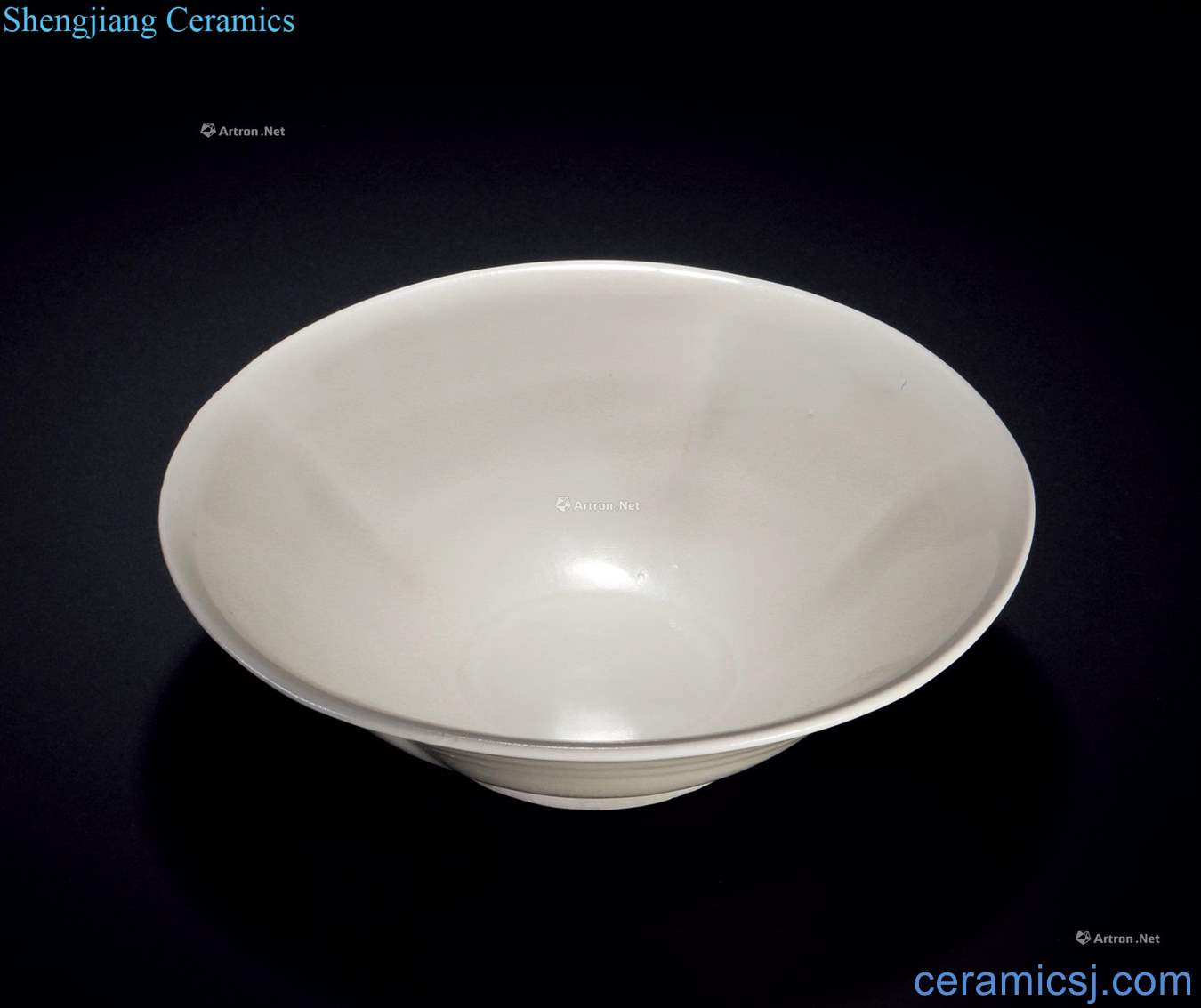 The five dynasties ding kiln out tendons white glazed bowl