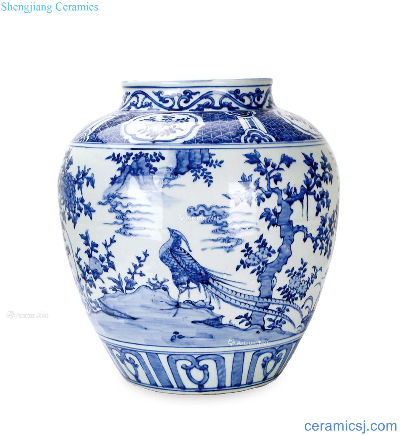 Ming Blue and white flower on cylinder