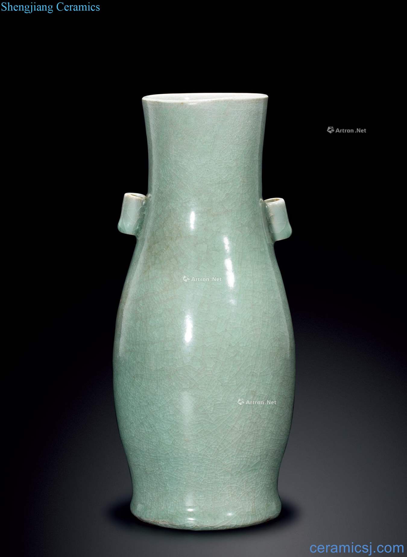 The song dynasty Longquan green glaze double ears