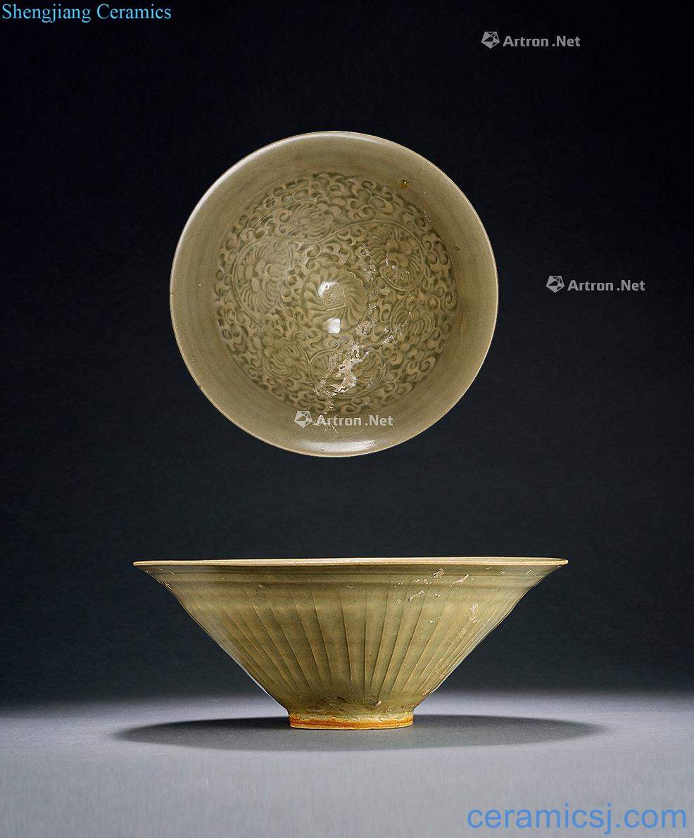 The song dynasty Yao state kiln carved flower grain big bowl