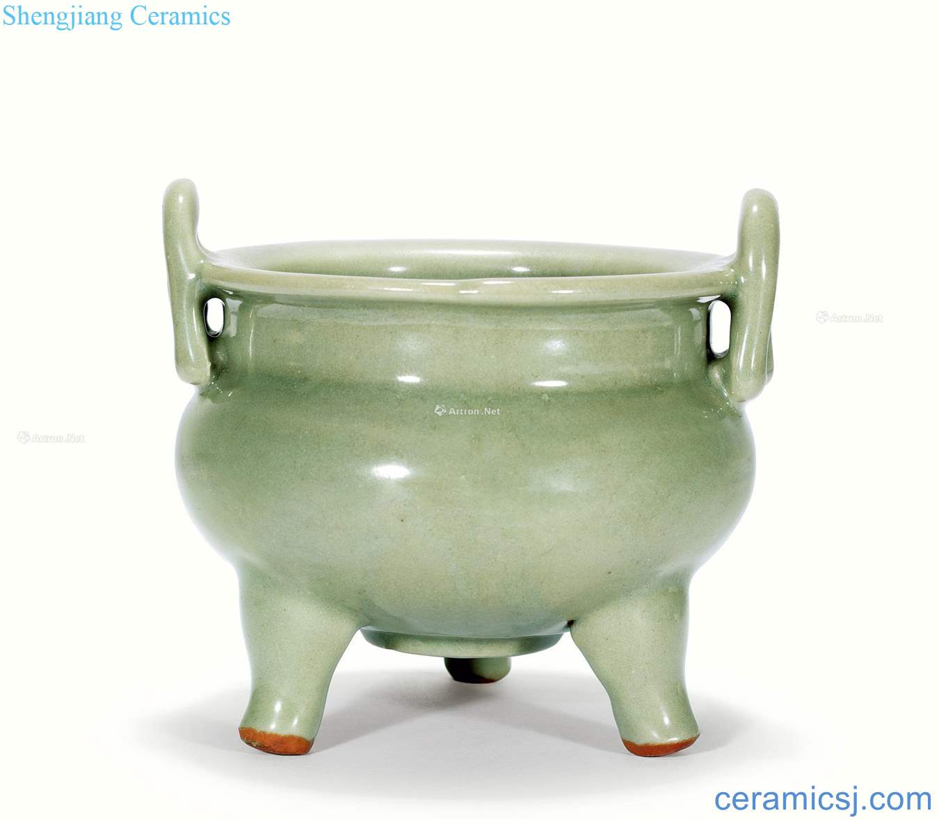 The yuan dynasty Longquan green glaze ears furnace with three legs