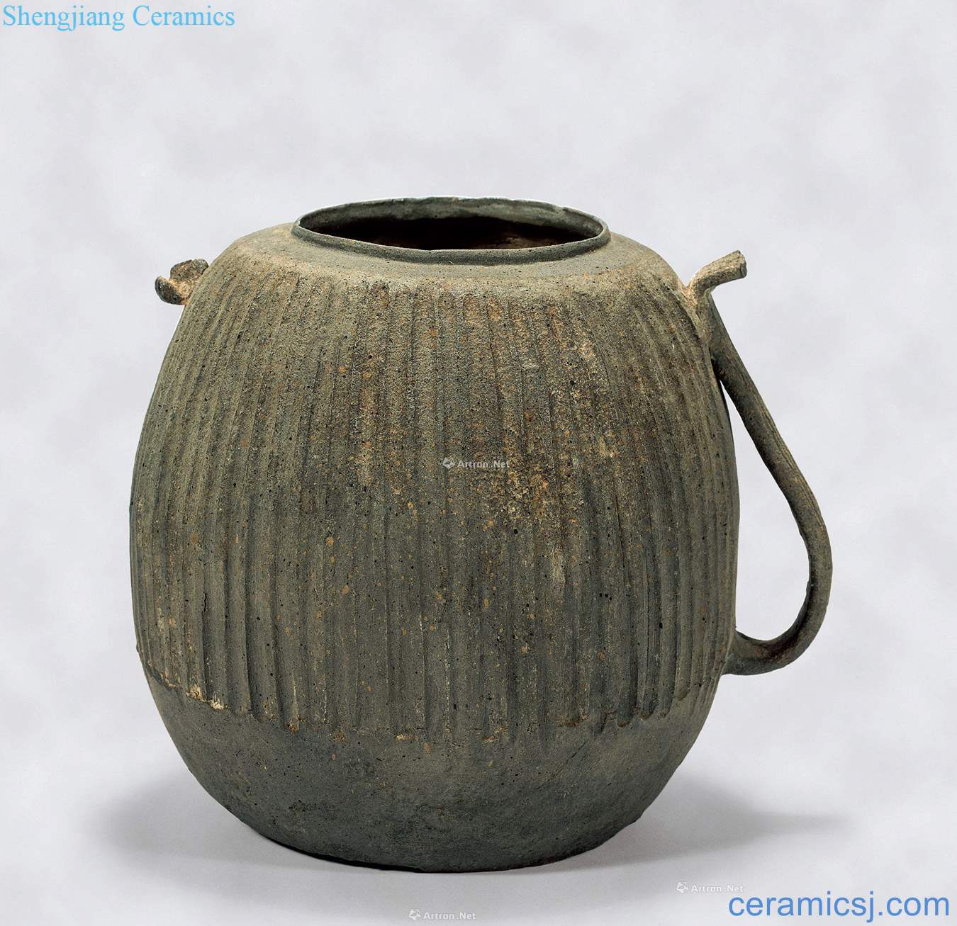 In the spring and autumn - warring states Single thread handle pot