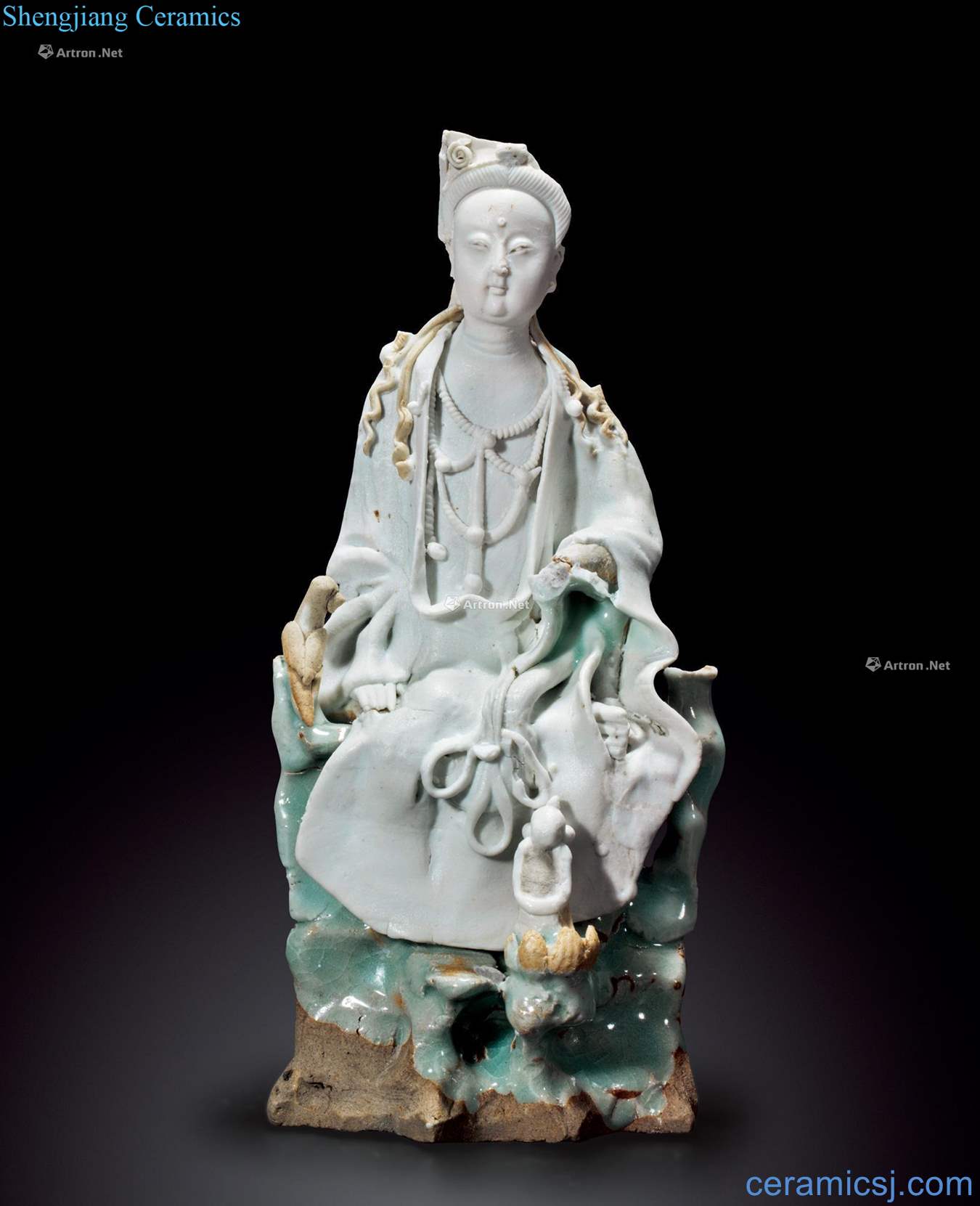 The song dynasty left kiln guanyin statue