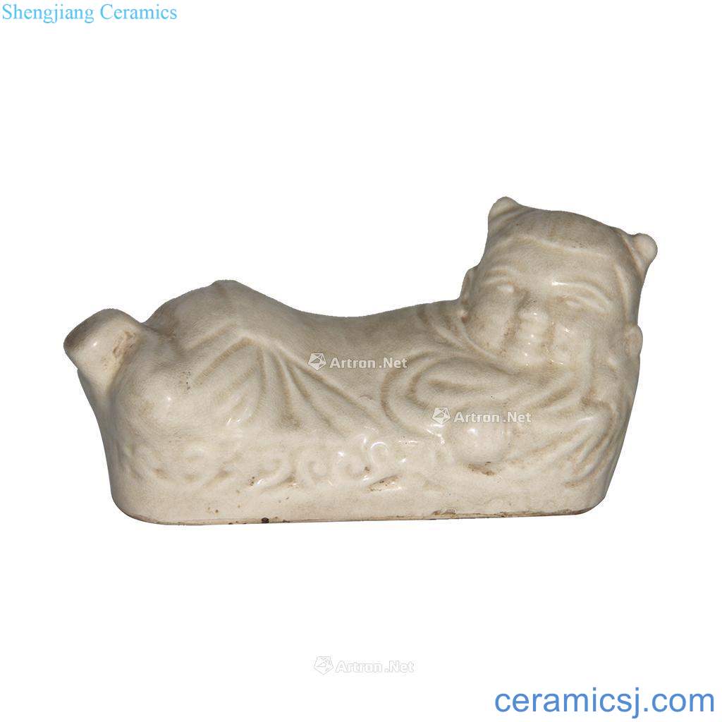 The song dynasty kiln child porcelain pillow