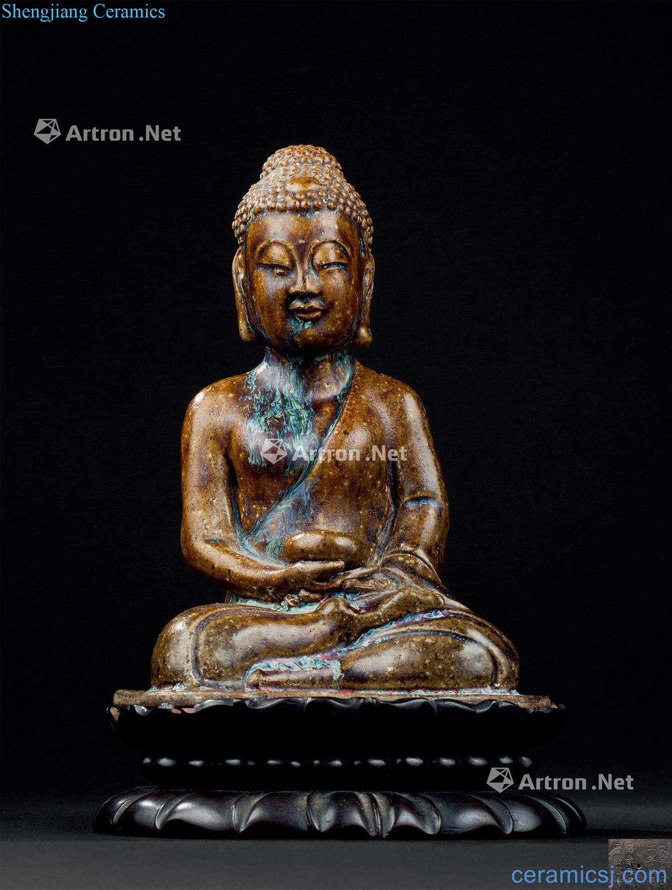 The song dynasty (960-1279), variable glaze medicine guru Buddha