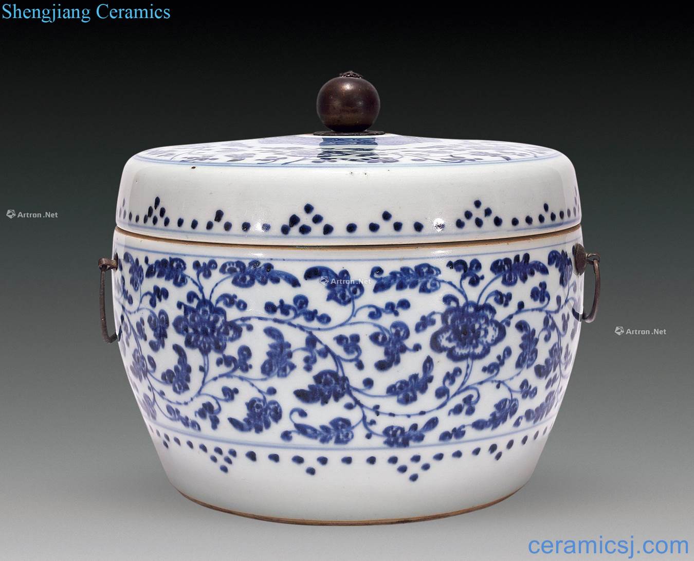 Qing qianlong Blue and white flower grain porridge pot