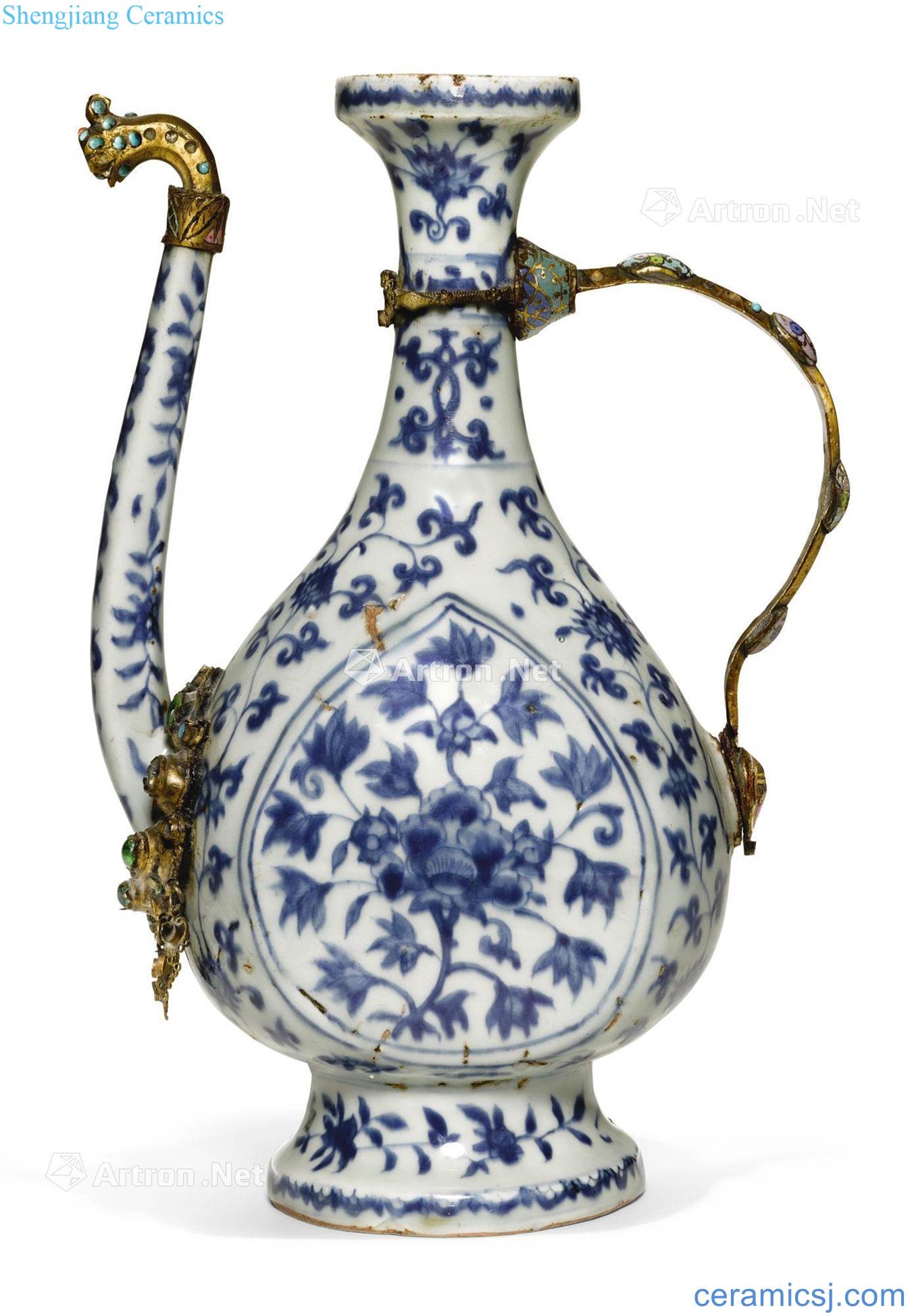 Ming jiajing Blue and white peony grains embedded with fine gold treasure ewer
