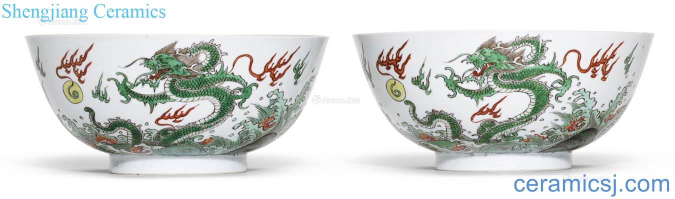 The qing emperor kangxi Colorful dragon cast bead grain 盌 (a)
