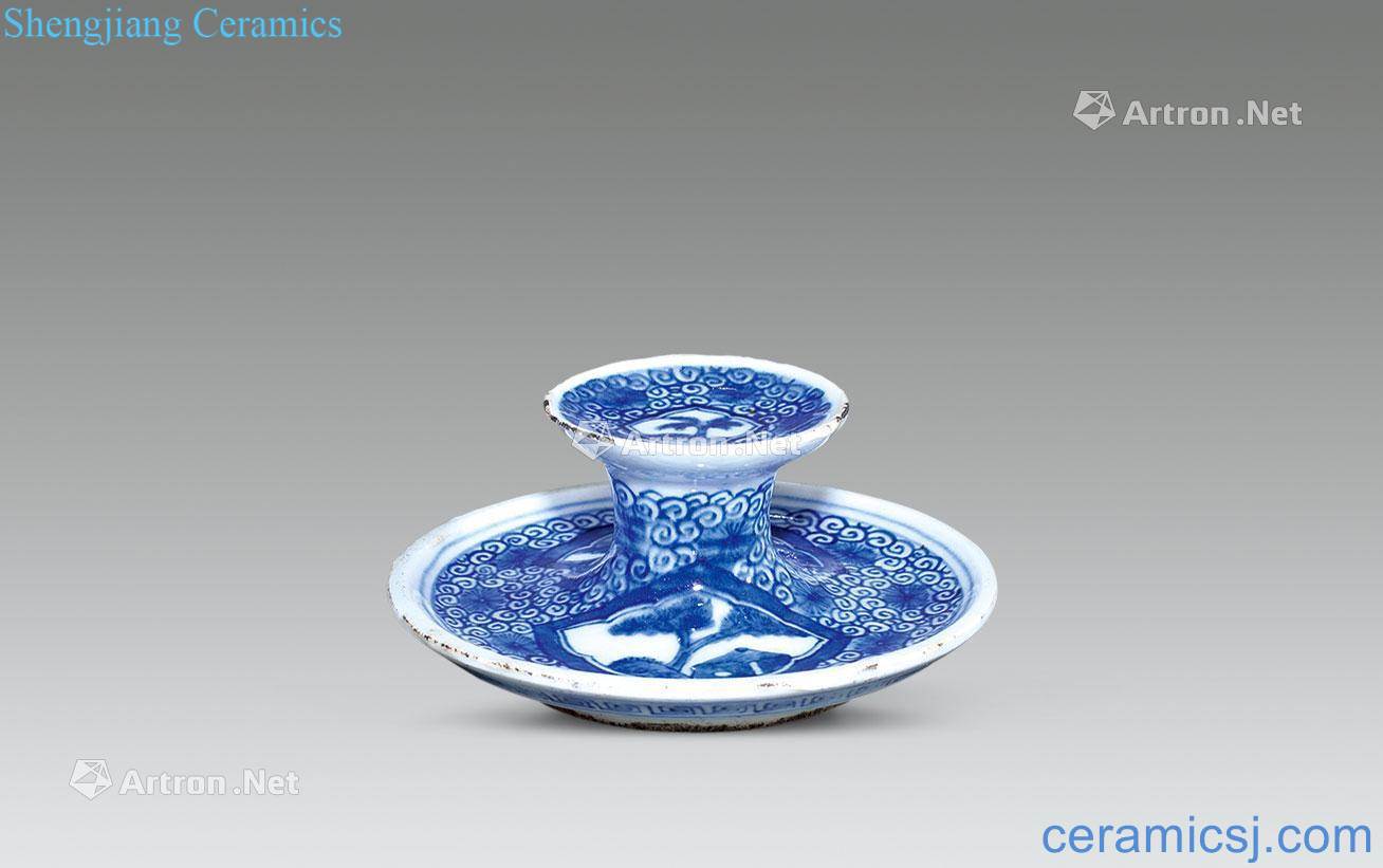 Qing dynasty blue and white candlestick